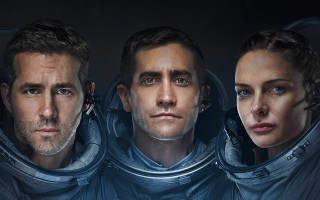 Space suits man woman dark - a man and woman free wallpaper for desktop