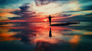 Beach sunset cross person cinematic - sunrise time free wallpaper