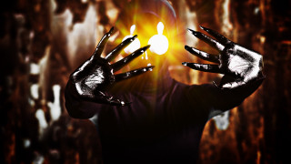 Glowing light person 3d blurry - their hands in free wallpaper