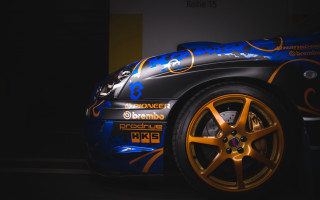 Car blue orange garage yellow - f 8 aperture free wallpaper