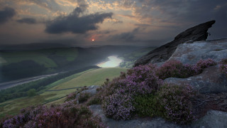 Valley river sunset cloudy sky - rich moody colour free wallpaper