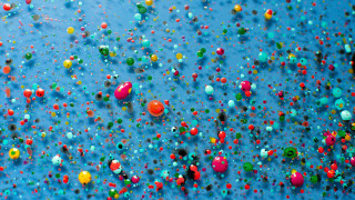 Blue balls sprinkles berry cherry - particle free wallpaper