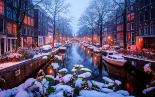 Canal boats snow night lights - the side of it free wallpaper