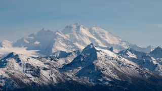 Mountain range snow blue sky 7 - the top free wallpaper