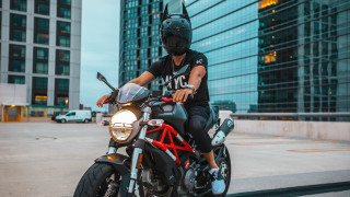 Man batman shirt motorcycle city - tall building free wallpaper