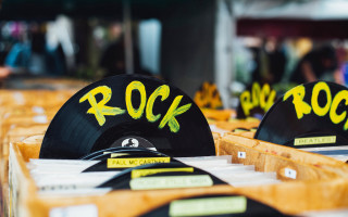 Graffiti records yellow writing people - underground comix free wallpaper