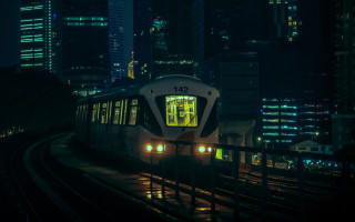 Train city night cyberpunk neon - elsa bleda free wallpaper