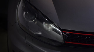 Car headlight closeup photorealism 3d - a white light free wallpaper