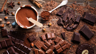 Chocolate table spoon bowl cityscape - chocolate free wallpaper