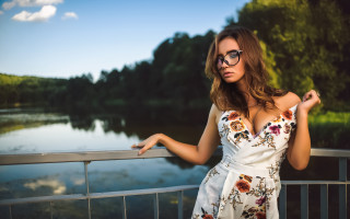 Bridge lake romantic dress outstretched - a woman in a dress free wallpaper for desktop