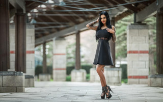 Gothic fashion black dress portrait - a long black hair free wallpaper