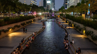 City river night people bridge - bench free wallpaper