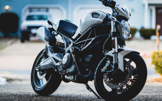 Motorcycle road house driveway car - path free wallpaper