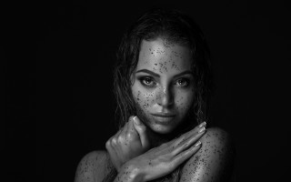 Freckled woman blackwhite powder portrait - head and shoulders portrait free wallpaper