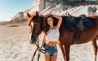 Woman horse beach fashion denim - the beach free wallpaper for desktop