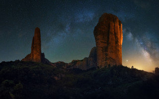Mountain starry sky clouds rocks - a sky full free wallpaper