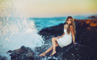 Woman ocean splash water night - a rock near the ocean free wallpaper