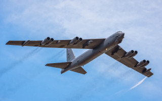 Large airplane flying blue sky - a large airplane free wallpaper