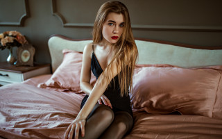 Woman bed pink pillow flower - elina karimova free wallpaper