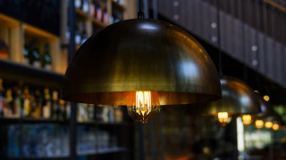 Hanging light bar bottles bokeh - bottle free wallpaper