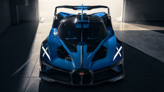 Blue sports car garage light 3 - hyper detail free wallpaper
