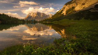 Mountain reflection lake dusk clouds - naturalism free wallpaper