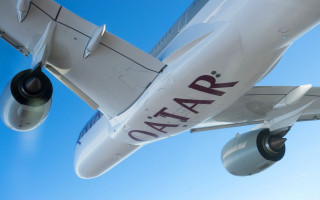 Large jetliner blue sky qatar - free airplane wallpaper