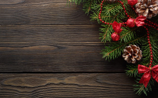 Pine cone red ribbon wooden - a pine cone free wallpaper