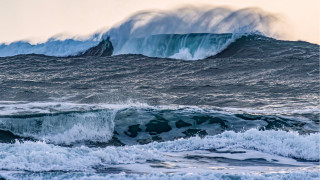 Large wave breaking ocean shore 2 - the shore free wallpaper