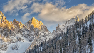 Mountain range snow trees cloudy - naturalism free wallpaper