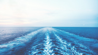 Boat ocean clouds sky horizon - ocean free wallpaper