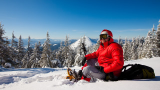 Snowboarder mountains beach water sky - their lap free wallpaper
