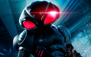 Robot red eyes helmet water - imax 70 mm footage free wallpaper for desktop
