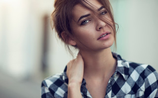 Black white checkered portrait art - shirt free wallpaper