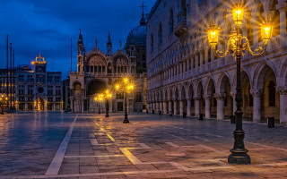 Night cityscape clock tower gothic - evgeny lushpin free wallpaper