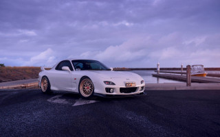 White sports car dusk water - dusk free wallpaper