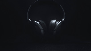 Headphones table dark minimalism ambient - beeple free wallpaper