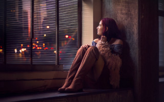 Woman window sill teddy lap - a window sill free wallpaper