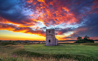Tower sunset clouds romanesc forest - christopher wren free wallpaper