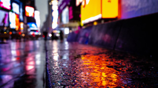 Wet sidewalk lights explosion fire - wet free wallpaper