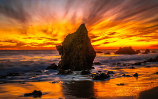 Rock ocean sunset colorful sky - the ocean free wallpaper for desktop