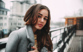 Woman bridge serious browneyes longhair - serious free wallpaper for desktop