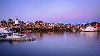 Harbor boats houses dusk purple - a harbor free wallpaper