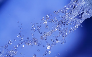 Water bubbles blue background macro - an gyeon free wallpaper