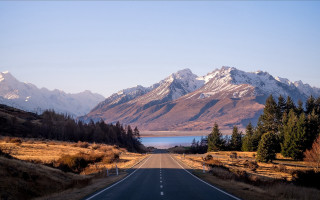 Mountain lake road forest sunset - bob thompson free wallpaper