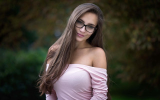 Woman glasses pink dress tree - a green grass area free wallpaper