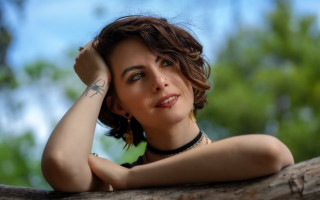 Woman tattoo leaning tree blue - her arm free wallpaper