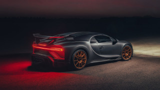 Sports car red light dark - body free wallpaper