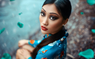 Woman blue dress red lipstick - red lipstick free wallpaper