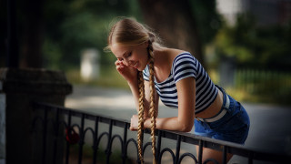 Girl fence ponytail blonde makeup - a fence free wallpaper
